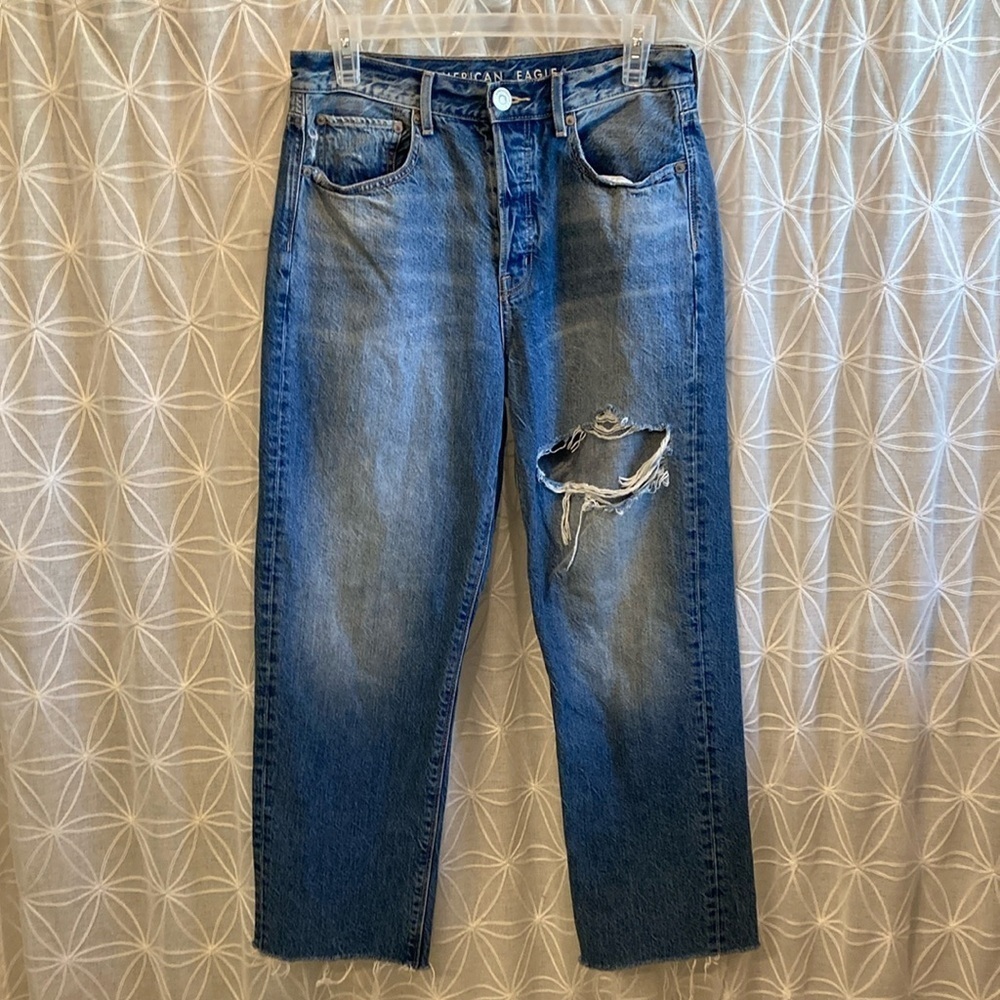 American Eagle 90’s Boyfriend Jeans - Picture 1 of 11